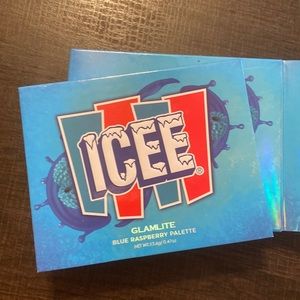 glamlite unused in box iced blue raspberry palette